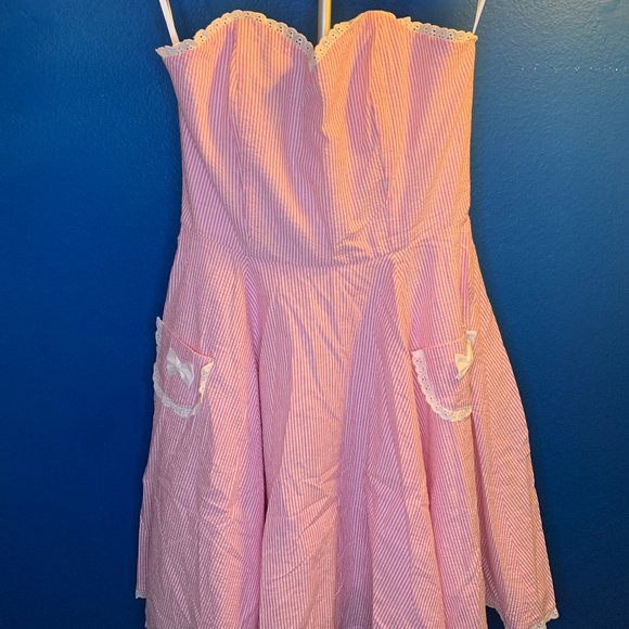 Wax Poetic Clothing Barbie Pink Striped Seersucker Sabrina Dress Size Large NWOT - Picture 2 of 8